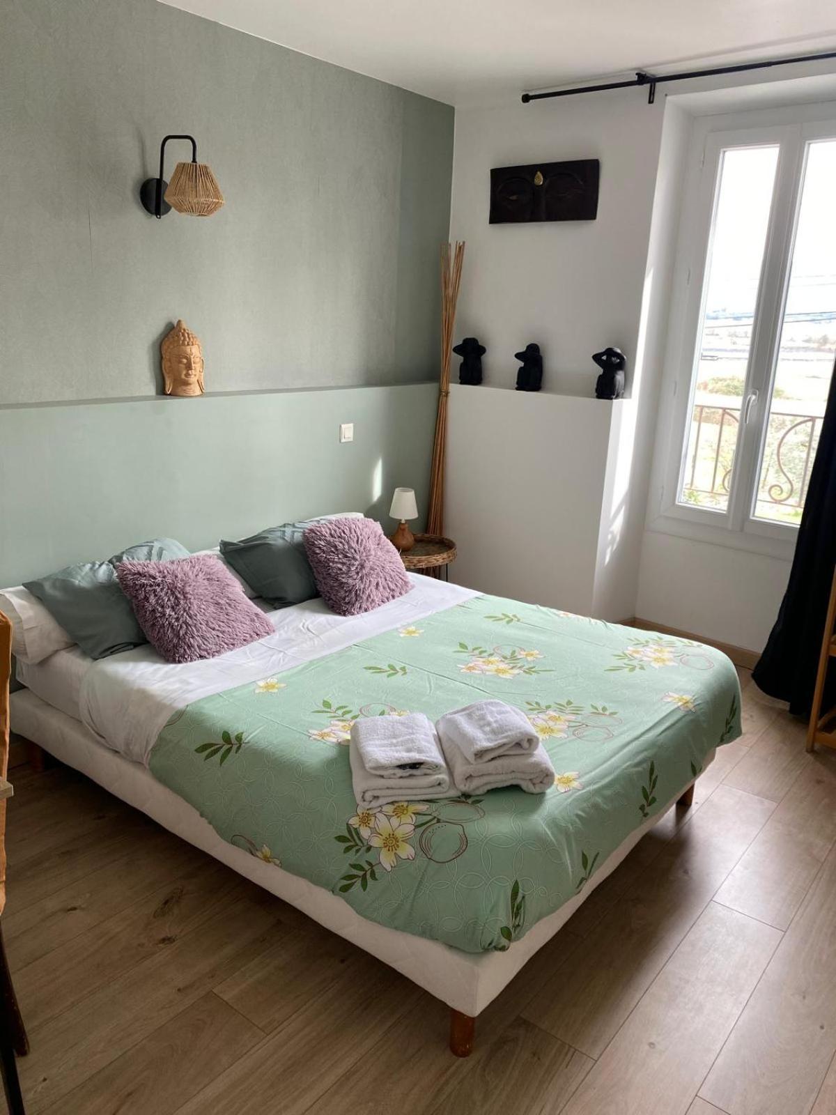 Auberge Les Galets Peyruis エクステリア 写真