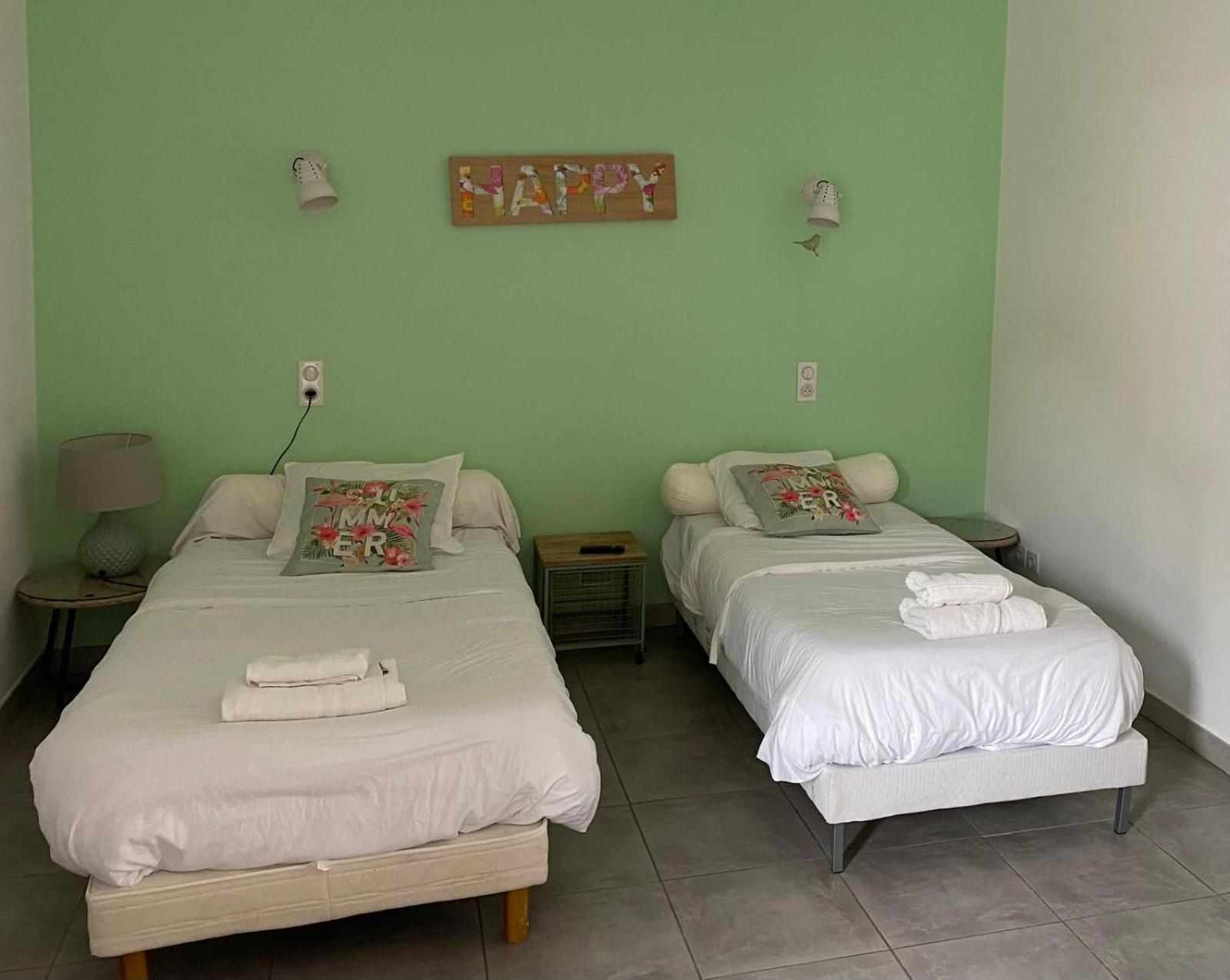 Auberge Les Galets Peyruis エクステリア 写真