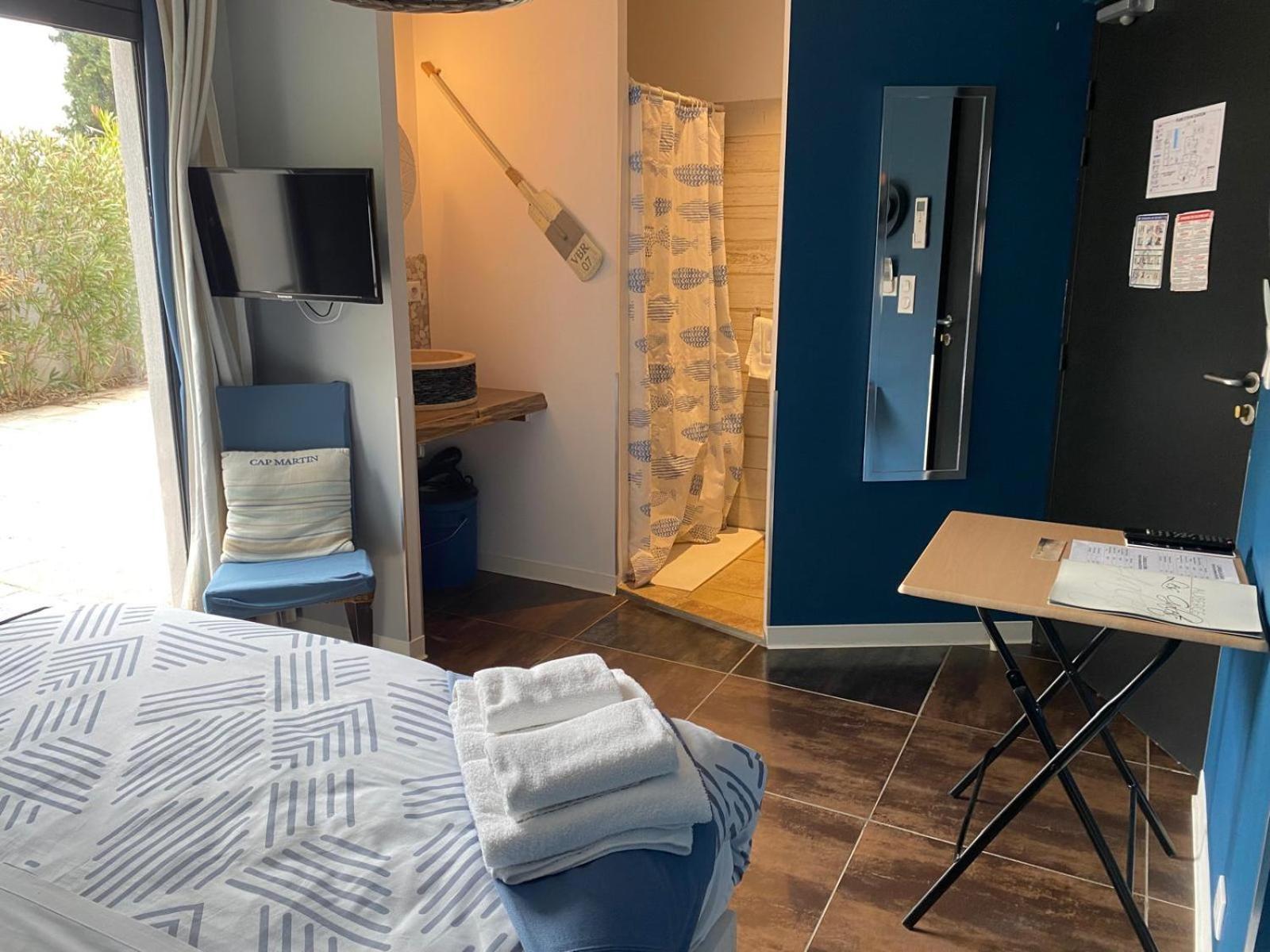 Auberge Les Galets Peyruis エクステリア 写真