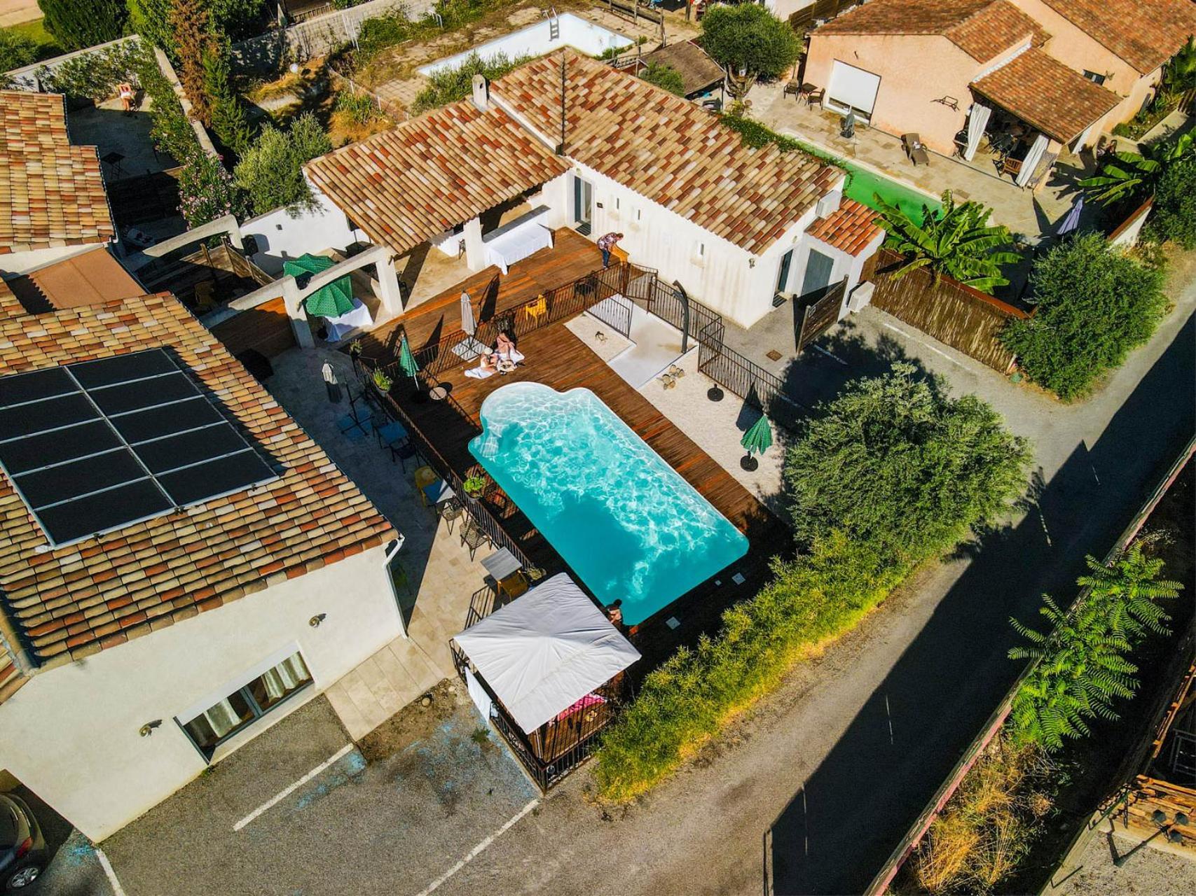 Auberge Les Galets Peyruis エクステリア 写真